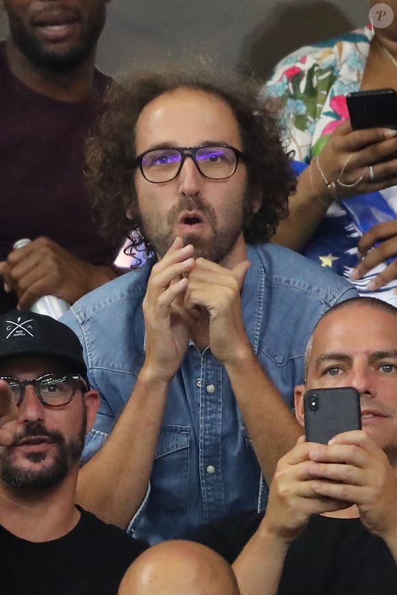 Élodie Bouchez Bangalter et son mari Thomas Bangalter du Groupe Daft Punk et leurs enfants dans les tribunes lors de la Ligue des nations opposant la France aux Pays-Bas, au Stade de France, à Saint-Denis, Seine Saint-Denis, France, le 9 septembre 2018. La France a gagné 2-1. © Cyril Moreau/Bestimage