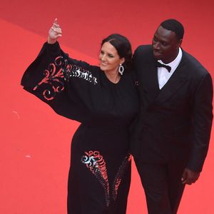 Omar Sy et sa femme Hélène - Montée des marches du film " Top Gun : Maverick " lors du 75ème Festival International du Film de Cannes. Le 18 mai 2022
© Giancarlo Gorassini / Bestimage
