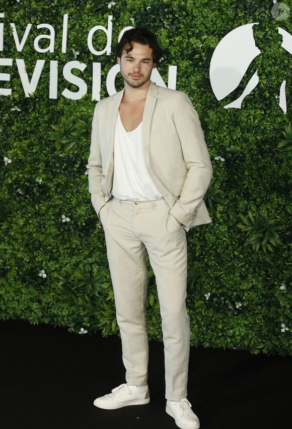 "Chose qui n'arrivera jamais", poursuit-il.

Anthony Colette au photocall de la série "Danse avec les stars" lors du 62ème Festival de Télévision de Monte-Carlo, à Monaco, le 18 juin 2023. © Denis Guignebourg/BestImage
