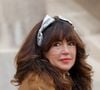 Elsa Wolinski s'est confiée à ce sujet le mercredi 7 octobre 2026 sur l'antenne de la station publique Ici (ex-France Bleu, ndlr) 

Elsa Wolinski, la fille de Maryse et Georges Wolinski - Arrivées à la bénédiction en hommage à Maryse Wolinski en l'église Saint Eustache à Paris le 15 décembre 2021.
Crédit : AGENCE / BESTIMAGE