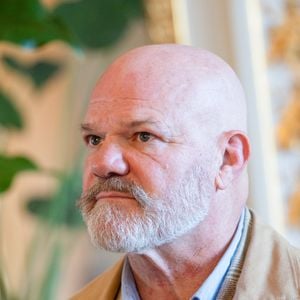 Exclusif - Le chef Philippe Etchebest participe au petit-Déjeu des les partenaires de la 3ème édition du Festival Bon (du 13 au 19 octobre) à la mairie de Bordeaux, France, le 18 septembre 2025. © Jean-Bernard Nadeau/Bestimage