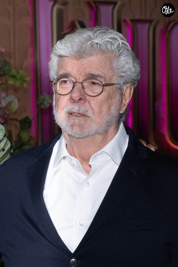 Le domaine, dont l’histoire remonte à l’époque gallo-romaine et dont la bastide date de 1784, a été entièrement rénové et modernisé. 

George Lucas à la première de « Wicked: For Good » le 17 novembre 2025 à New York. STARMAX / BESTIMAGE
