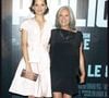 Également coach de vie, elle a eu une enfance difficile

Marion Cotillard et sa mère (Niseema Theillaud) à l'avant-première du film "Public Enemies". à Paris en juillet 2009. Photo : OLIVIER BORDE / BESTIMAGE