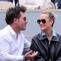 Grâce à son compagnon Frédéric, Laeticia Hallyday en prend plein les yeux lors d’une soirée “tout en poésie”