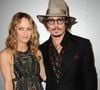 Celle qui a eu ses deux enfants avec l'acteur américain Johnny Depp peut être fière d'annoncer que son fils Jack Depp signe un morceau de son nouvel album...

Johnny Depp et son ex épouse Vanessa Paradis à la soirée Chanel organisée sous la tente Canal + TV lors du 63ème Festival de Cannes à Cannes, France, le 18 mai 2010. Photo Hahn-Nebinger-Orban/Abaca