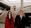 Rencontrés en 1994, les deux artistes ont vécu une passion intense durant cinq ans avant de se séparer à la fin des années 90.

Mathilda May et Gérard Darmon - Ouverture de Deauville en 1997
GARCIA-COLIN / BESTIMAGE