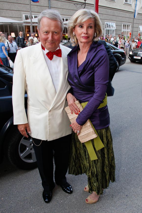 PREMIERE DE CARMEN AU FESTIVAL DE SALZBOURG 2012 - Wolfgang Porsche und Cornelia HuÌàbner, Carmen Premiere, GroÃües Festspielhaus, Salzburger Festspiele
Festival de Salzbourg 2012. Photo Press Service / BESTIMAGE