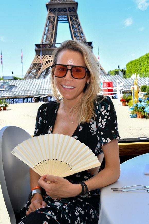 Exclusif - Tiphaine Auzière à l'espace VIP au Longines Paris Eiffel Jumping au pied de la Tour Eiffel sur le Champ-de-Mars à Paris, France, le 21 juin 2025. © Perusseau-Veeren/Bestimage