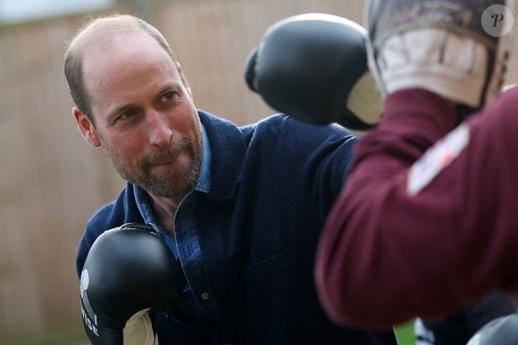 L'occasion alors de constater qu'il a une très bonne gestuelle en boxe ! 

Le Prince de Galles a visité Centrepoint à Ealing, dans l'ouest de Londres, pour rencontrer des jeunes soutenus par l'organisation caritative.   21 janvier 2025. Photo by Hannah McKay/PA Wire/ABACAPRESS.COM
