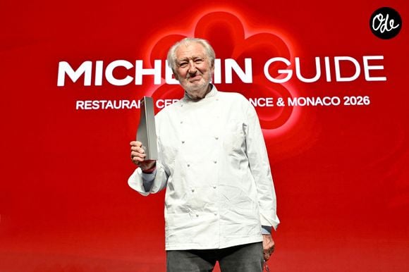 Le chef Pierre Gagnaire a reçu le prix de "Chef Mentor" - Cérémonie des remises des Etoiles Michelin 2026 au Grimaldi Forum à Monaco le 16 mars 2026. 1 étoile, 7 nouveaux 2 étoiles et 1 nouveau 3 étoiles pour l'édition 2026 © Bruno Bebert/Bestimage