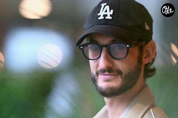 Pierre Niney lors du tournoi de Roland-Garros, le 6 juin 2025. Photo : ABACAPRESS.COM