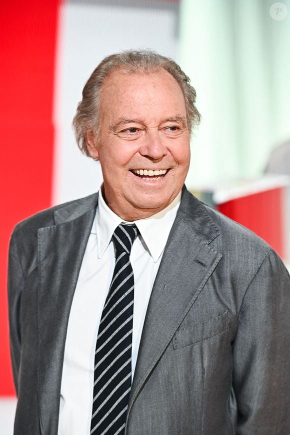 Exclusif - Michel Leeb - Enregistrement de l'émission "Vivement Dimanche" au Studio Gabriel à Paris, présentée par M.Drucker et diffusée le 5 octobre sur France 3
© Guillaume Gaffiot / Bestimage