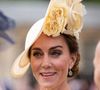 La princesse portait une magnifique tenue composée d'un chapeau somptueux, de la même teinte que sa robe, et réalisé sur-mesure, créé par Philip Treacy.
La princesse de Galles lors de la Royal Garden Party au palais de Buckingham, Londres, Angleterre, Royaume-Uni le 20 mai 2025.
©Aaron Chown/PA Wire/ABACAPRESS.COM