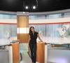 Si Claire Barsacq a eu d'autres expériences télé comme les émissions "C à vous", "Zone interdite" ou encore "On n'est plus des pigeons", elle décide pourtant de quitter le milieu.

La journaliste Claire Barsacq de M6 présente le journal télévisé du soir, à Neuilly sur Seine, France, le 7 septembre 2009. Photo par Christophe Guibbaud/Abaca