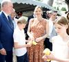 Le prince Albert et son épouse Charlene ont assisté à la cérémonie d’ouverture de la 6ème édition des Rencontres des Sites Historiques Grimaldi de Monaco avec leurs enfants Jacques et Gabriella

Le prince Albert II de Monaco, la princesse Charlène et le prince Jacques et la princesse Gabriella - Cérémonie d'ouverture de la 6ème édition des Rencontres des Sites Historiques Grimaldi de Monaco, et remise des Trophées aux Officiels. 
© Caudia Albuquerque / Bestimage
