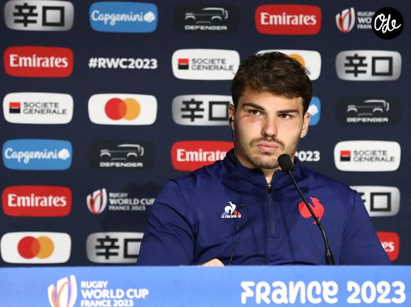 Très attaché à ses racines, Antoine Dupont a repris la métairie de Barthas avec son frère Clément en 2023.

15 octobre 2023, Paris, Seine-Saint-Denis, France : Le Français Antoine Dupont en conférence de presse après le quart de finale de la Coupe du monde de rugby 2023 opposant la France à l'Afrique du Sud. (Credit Image: © Mickael Chavet/ZUMA Press Wire)
