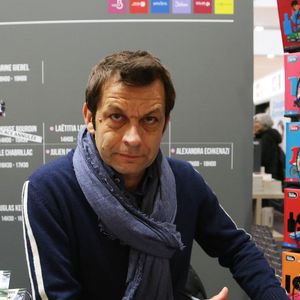 Journaliste, présentateur télé Laurent Mariotte en dédicace lors du Salon du Livre de Paris, à Paris, France, le 17 mars 2018. Photo by Somer/ABACAPRESS.COM