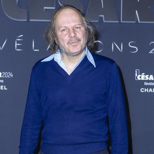 Philippe Katerine au photocall du dîner César Révélations 2024 à L'Élysée Montmartre à Paris le 15 janvier 2024.
© Olivier Borde / Bestimage
