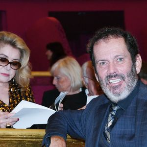 A cette occasion, revenons sur un autre rôle important dans la vie de la comédienne : celui de mère. 

Exclusif - Catherine Deneuve, Christian Vadim au "concerto pour la paix" de Omar Harfouch au théâtre des Champs-Elysées à Paris le 18 septembre 2024.

© Rachid Bellak / Bestimage
