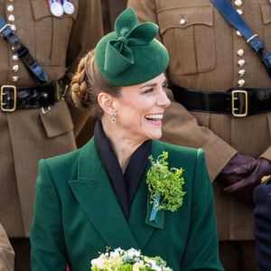 Kate Middleton assiste au défilé de la Saint-Patrick des Irish Guards à la caserne de Mons, Aldershot.
Backgrid UK/ Bestimage