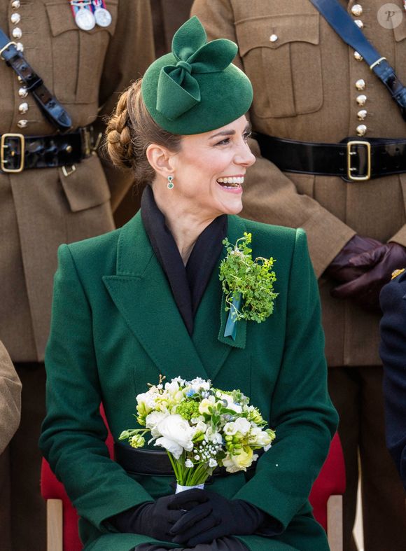 Kate Middleton assiste au défilé de la Saint-Patrick des Irish Guards à la caserne de Mons, Aldershot.
Backgrid UK/ Bestimage