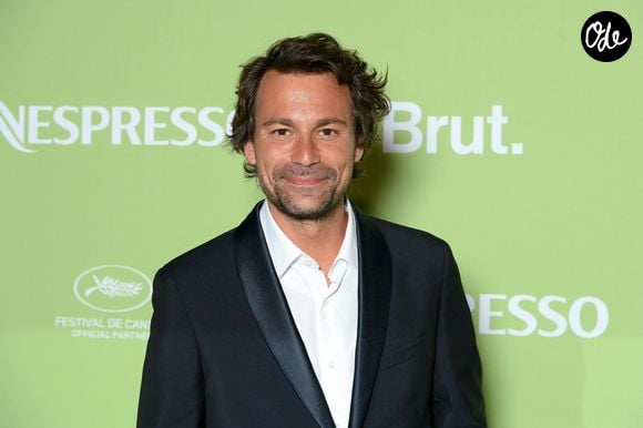 Le chroniqueur explique avoir fini par s'effondrer après des années à cacher son mal-être.

Bertrand Chameroy - Soirée Nespresso x Brut 2025 lors du 78ème Festival de Cannes à La Plage Nespresso le 15 mai 2025. © Lionel Urman/Bestimage