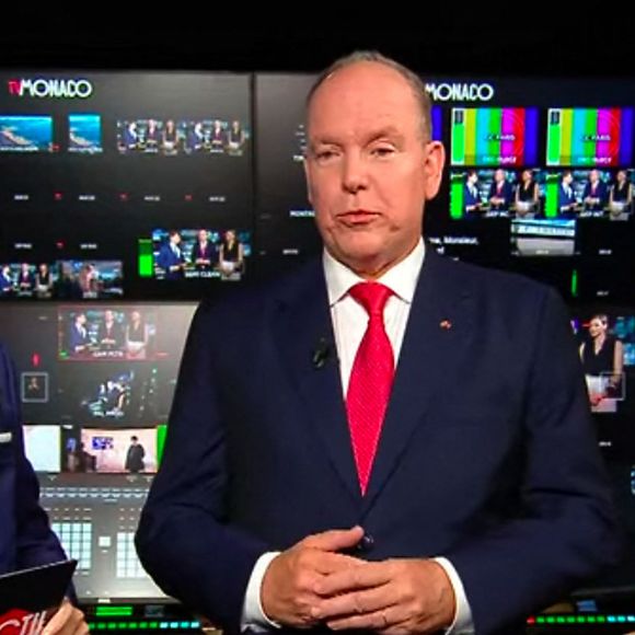 Le prince Albert de Monaco et la princesse Charlene ont assisté vendredi au lancement de la chaîne de télévision TVMonaco, première télévision publique généraliste de la principauté. 01/09/2023. © Capture TV Monaco via Bestimage