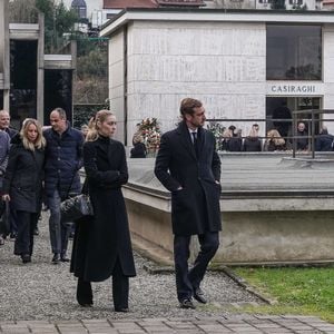 Pierre Casiraghi et sa femme Beatrice Borromeo - Obsèques de Fernanda Biffi Casiraghi (99 ans), mère de Stefano Casiraghi, à Fino Mornasco, Italie, le 9 décembre 2024. © Emanuele Roberto De Carli/IPA via ZUMA Press/Bestimage