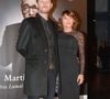 Emma De Caunes s'est remariée avec Jamie Hewlett.

L'actrice Emma de Caunes et son mari Jamie Hewlett lors de la cérémonie des Prix Lumière, dans le cadre du 7e Festival Lumière à Lyon, en France, le 16 octobre 2015. Photo Julien Reynaud/APS-Medias/ABACAPRESS.COM