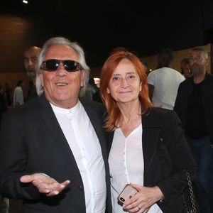 Gilbert Montagné et sa femme Nikole - Championnat du Monde de Kickboxing entre le Français Cyril.Benzaquen et le Roumain Florin.Lambagiu au Grand Palais Ephémère à Paris le 31 Mai 2022. Cyril Benzaquen a conservé son titre sur décision unanime des juges. © Bertrand Rindoff / Bestimage