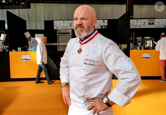 Exclusif - Philippe Etchebest préside le salon français de la restauration "Expotel" à Bordeaux. Il dirige aussi la journée des chefs et sa composition regroupant 22 Etoiles sur l'évènement, le 25 Novembre 2019. © Patrick Bernard/ Bestimage