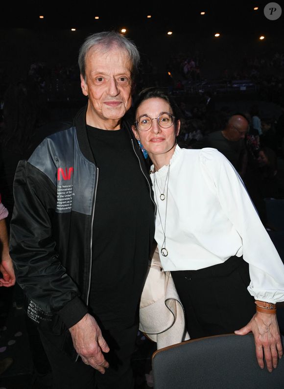 Exclusif - Guy Carlier avec sa compagne Christine - People à la générale de l'opéra-rock "Starmania" à la Seine Musicale de Boulogne-Billancourtle 8 novembre 2022 © Dominique Jacovides-Coadic Guirec/Bestimage