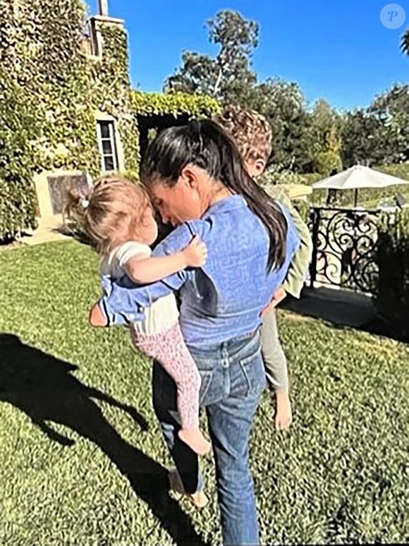 Meghan Markle, duchesse de Sussex, dévoile des photos et des vidéos inédites de ses enfants Archie et Lilibet dans "Harry & Meghan" (Netflix). Le 15 décembre 2022 © Backgrid UK/ Bestimage