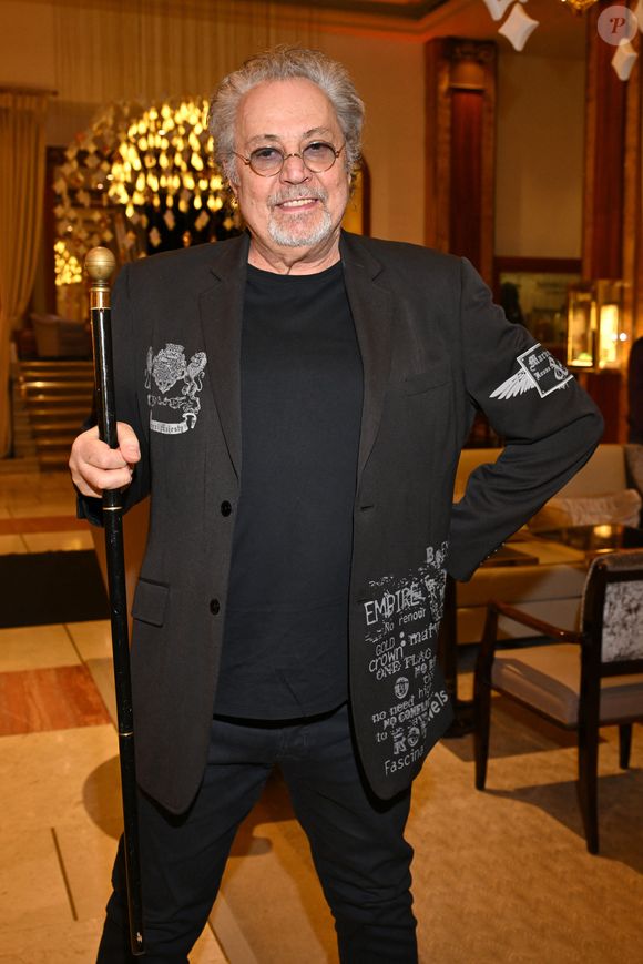 Patrick Hernandez durant le dîner au profit de l'association Enfant Star & Match à l'hôtel Majestic à Cannes le 1er février 2025. © Bruno Bebert/Bestimage