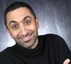 Avec l'arrivée des beaux jours, les apéros ont la côte. Mais on le sait, l'alcool est à consommer avec modération et il faut faire attention à ce que l'on mange pour notre santé.
Portrait de Jimmy Mohamed lors de l'enregistrement de l'émission "Chez Jordan".
© Cédric Perrin / Bestimage