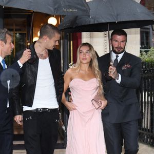David Beckham, sa fille Harper Beckham et son fils Romeo Beckham quittent l'hôtel La Reserve lors de la Fashion Week Paris printemps été à Paris, France, le 3 octobre 2025. Photo by Florian Poitout/ABACAPRESS.COM