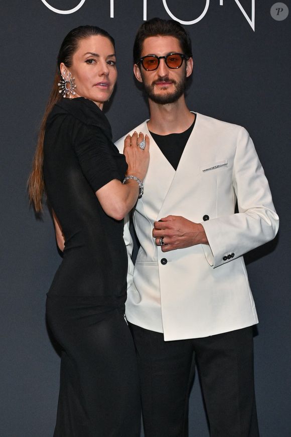 Natasha Andrews, Pierre Niney lors du dîner Kering Women In Motion au 78ème Festival de Cannes à Cannes, France, le 18 mai 2025. Photo by Julien Reynaud/APS-Medias/ABACAPRESS.COM