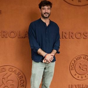 Jérémy Frérot - Les célébrités au village lors des Internationaux de France de tennis de Roland Garros 2024 à Paris. Le 5 juin 2024.
© Jacovides-Moreau/Bestimage
