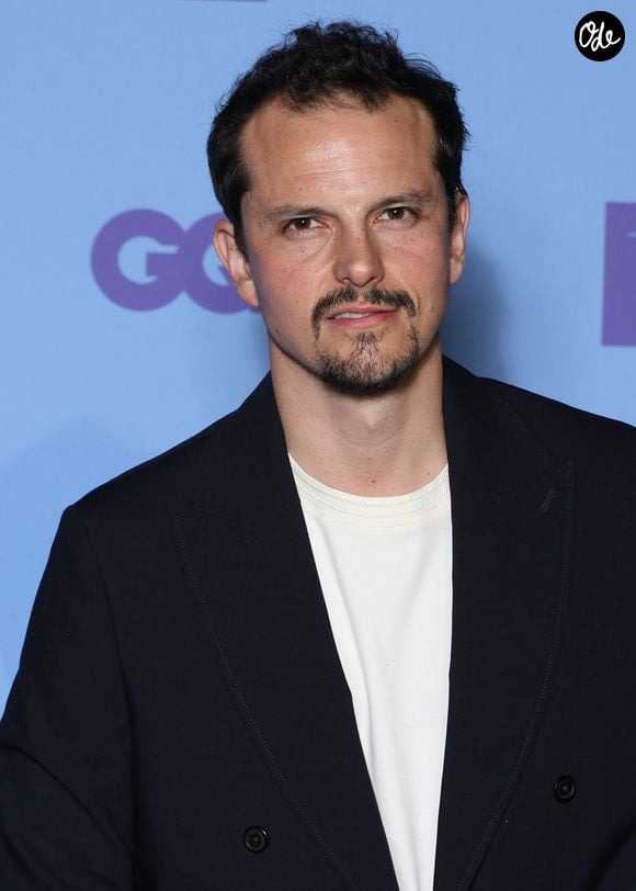 La jeune architecte a également publié des images de Juan avec leur bébé.

Juan Arbelaez au photocall de la soirée "Nespresso x GQ" lors du 79ème Festival International du Film de Cannes (12 - 23 mai 2026), le 16 mai 2026. 

© Denis Guignebourg / Bestimage