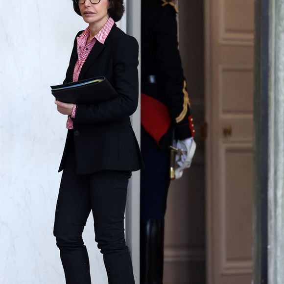 Rachida Dati, ministre de la culture à la sortie du conseil des ministres au palais présidentiel de l'Elysée, à Paris, France, le 27 novembre 2024. © Stéphane Lemouton/Bestimage