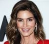 Il a également eu entre ses mains le mythique brushing de Cindy Crawford. Son secret ? Créer le volume et les ondulations uniquement à la brosse, sans fer à boucler.

Cindy Crawford - Soirée d'ouverture du club Kaos au Palms Casino Resort à Las Vegas le 5 avril 2019. © Backgrid USA / Bestimage