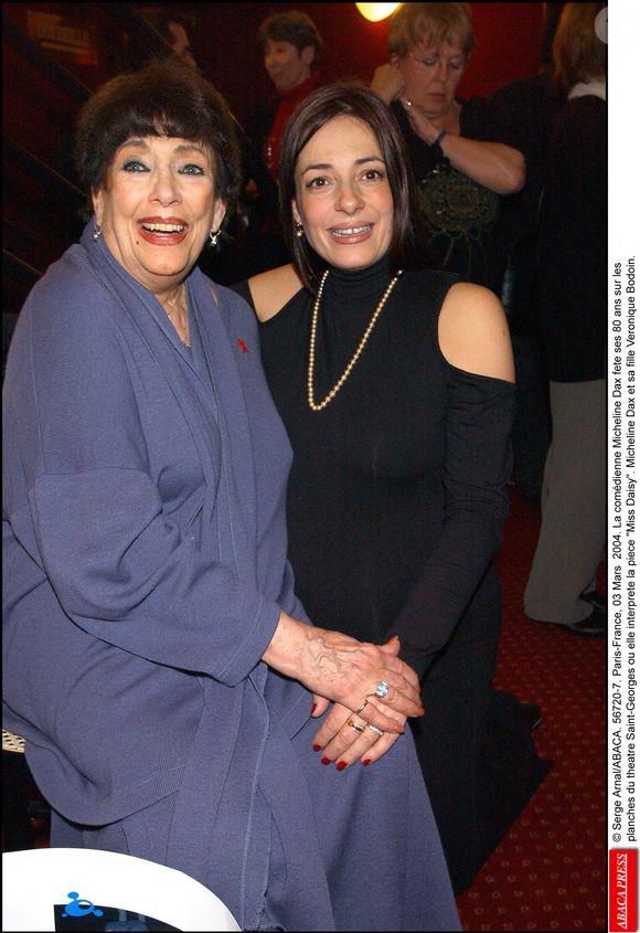 Micheline Dax et sa fille Véronique en 2004. © Serge Arnal/ABACA. 56720-7. Paris-France, 03 Mars 2004