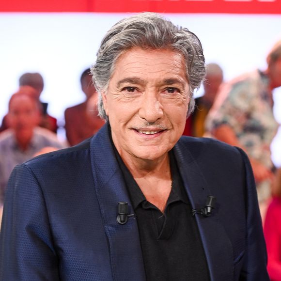 Frédéric François est une vedette emblématique de la chanson française

Exclusif - Frédéric François lors de l'enregistrement de l'émission Vivement dimanche présentée par M.Drucker aux studios Rive Gauche, à Paris, France. © Guillaume Gaffiot/Bestimage