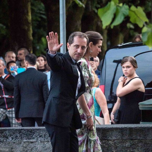 Charlotte Casiraghi et son compagnon Gad Elmaleh - Arrivées pour la soirée de mariage de Pierre Casiraghi et Beatrice Borromeo au château Rocca Angera (château appartenant à la famille Borromeo) à Angera sur les Iles Borromées, sur le Lac Majeur, le 1er août 2015.