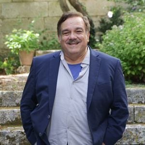 Finalement, Didier Bourdon a apprécié travailler avec Sophie Duez.

Didier Bourdon - Photocall du film "C'etait mieux demain " lors de la 18ème édition du Festival du Film Francophone d'Angoulême (FFA) le 30 août 2025.
© Guirec Coadic / Bestimage
