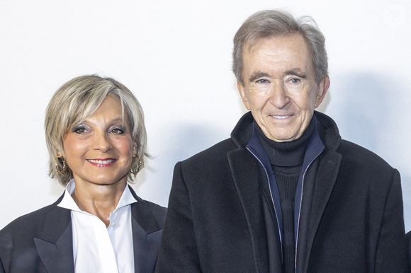 Bernard Arnault et sa femme Hélène Mercier-Arnault au greeting du défilé Dior Haute Couture Printemps/Été 2024 dans le cadre de la Fashion Week de Paris (PFW), au musée Rodin à Paris, France, le 22 janvier 2024. © Olivier Borde/Bestimage