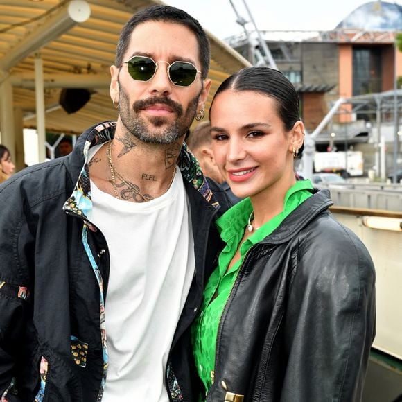 “Cette peau, qui parfois me complexe, ne redeviendra jamais comme avant. Mais elle est là pour me rappeler ce que mon corps a accompli”, ajoute Jade Leboeuf

Stéphane Rodrigues, Jade Leboeuf - Soirée d’anniversaire des 5 ans de la marque Joone, sur la péniche La Barge à Issy-les-Moulineaux. Paris, le 30 juin 2022
© Veeren / Bestimage