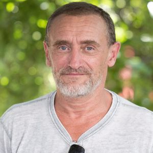 C’est dans un quartier emblématique de Paris que Jean-Paul Rouve a acquis un bien d’exception.

Jean-Paul Rouve assiste au Photocall Les Cadors lors du 15ème Festival du Film Francophone d'Angoulême à Angoulême, France. Photo by David Niviere/ABACAPRESS.COM