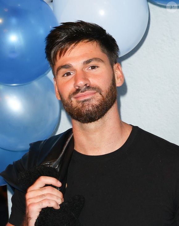 Jordan Mouillerac - Soirée de gala pour la première de la comédie musicale "Mamma Mia ! Le Musical" au Casino de Paris le 26 octobre 2023. © Coadic Guirec/Bestimage