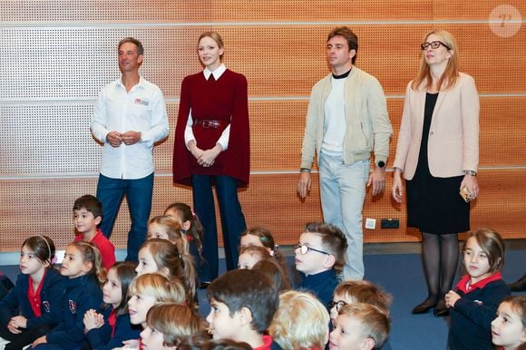 Tout au long de cette fameuse matinée, les enfants ont été sensibilisés à la prévention de la noyade à Monaco

La princesse Charlène de Monaco au Grimaldi Forum, accompagnée du champion monégasque de descente en apnée, Pierre Frolla, et la nouvelle directrice de sa Fondation Mme Anne Boggio, pour accueillir tous les élèves de Cours Préparatoire (CP) de Monaco (316 enfants) pour une matinée de sensibilisation à la prévention de la noyade à Monaco, le 28 novembre 2025. Claudia Albuquerque/Bestimage